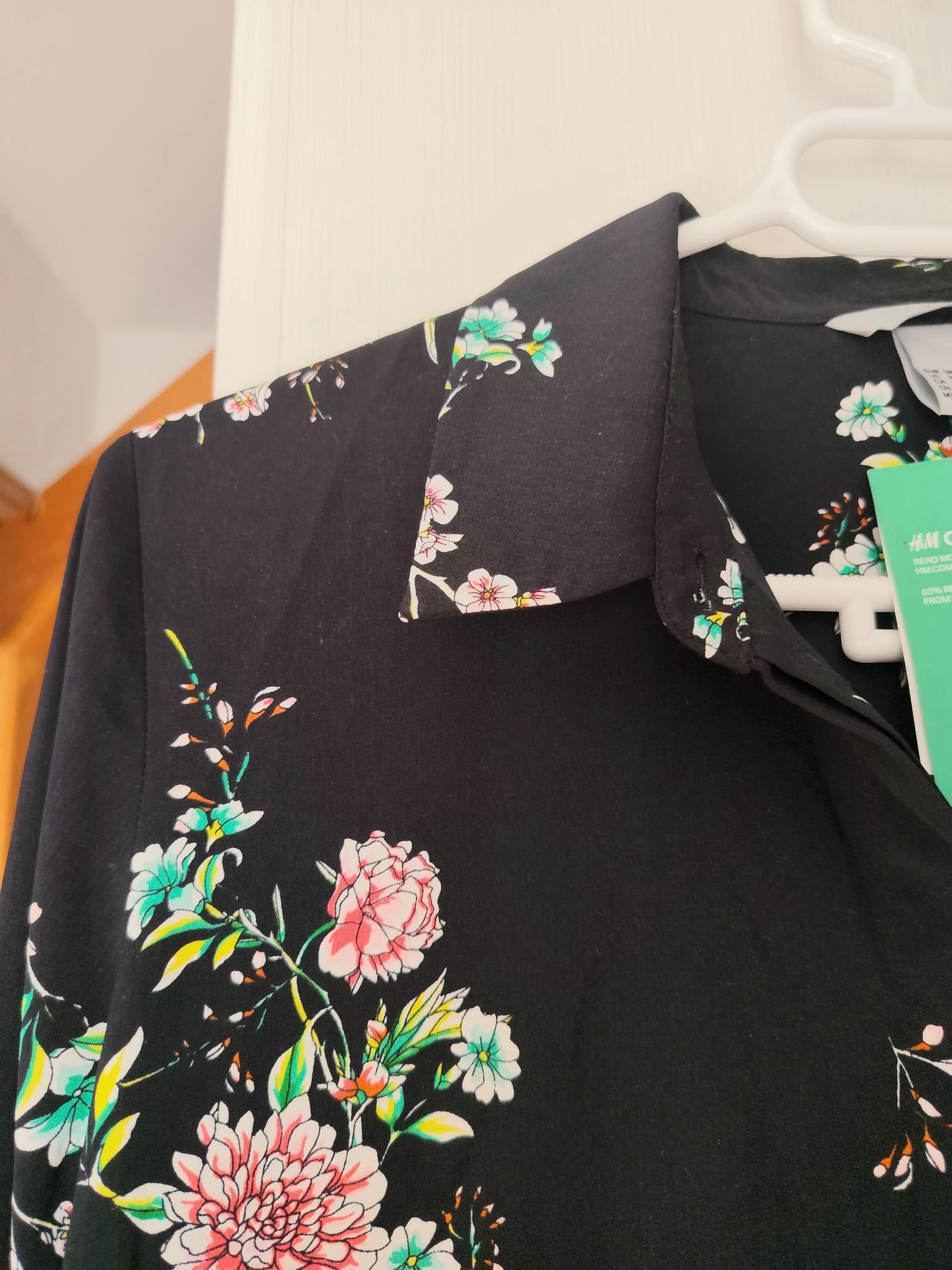 New H&M black floral shirt Size M 38/40 – photo 2